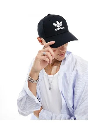 GORRA ADIDAS IMPORTADA 1.1